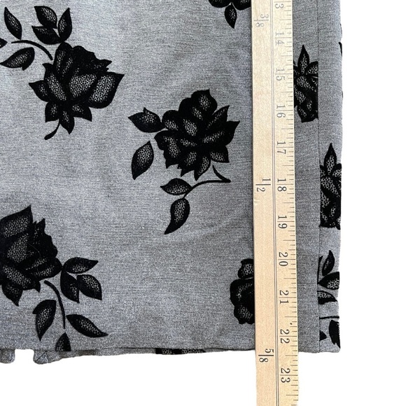 Premise Studio Gray Black Floral Print Stretch Straight Pencil Skirt 8 - Picture 4 of 7
